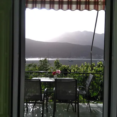 Gialos * Geni (Lefkada)